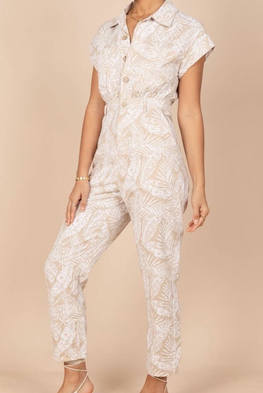 Petal & Pup NWT Beige Print Etosha Button Up Jumpsuit Size M